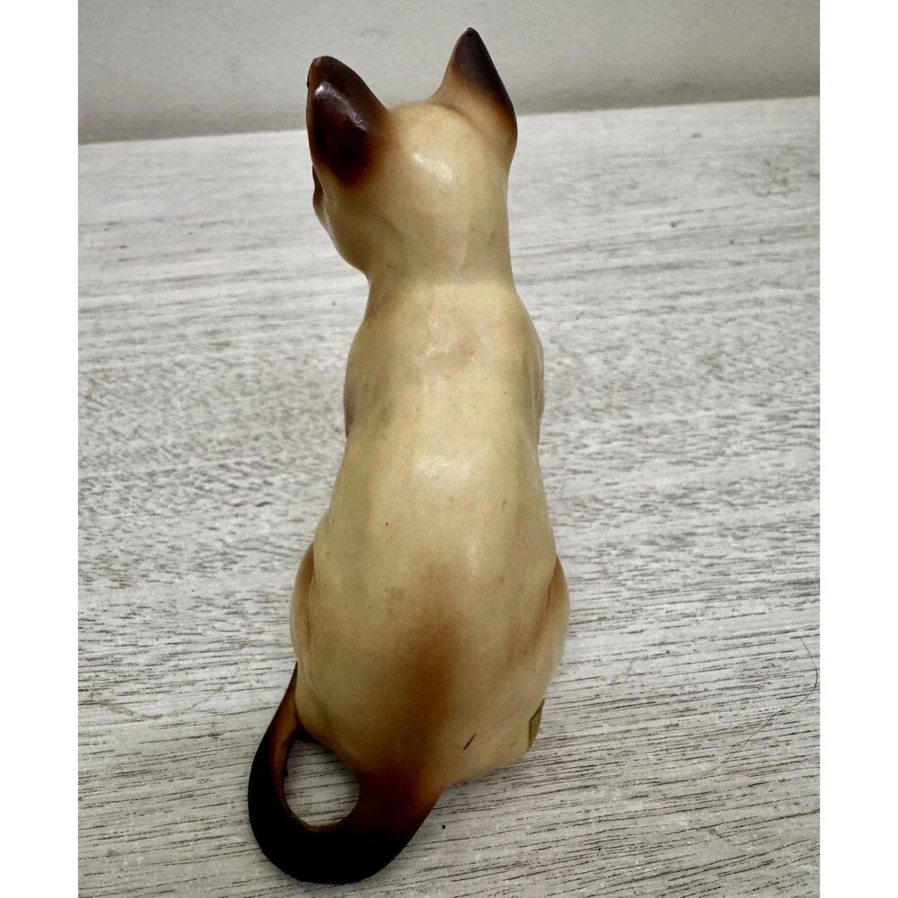 Unbranded vintage ceramic